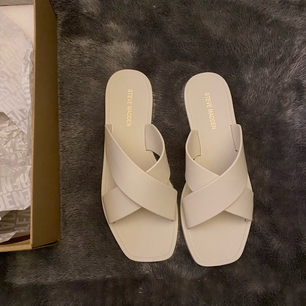 Steve Madden Horizon Off White Sandal